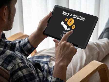 Jak wybrać najlepszą platformę do streamingu wideo? Kompleksowy przewodnik na 2026 rok