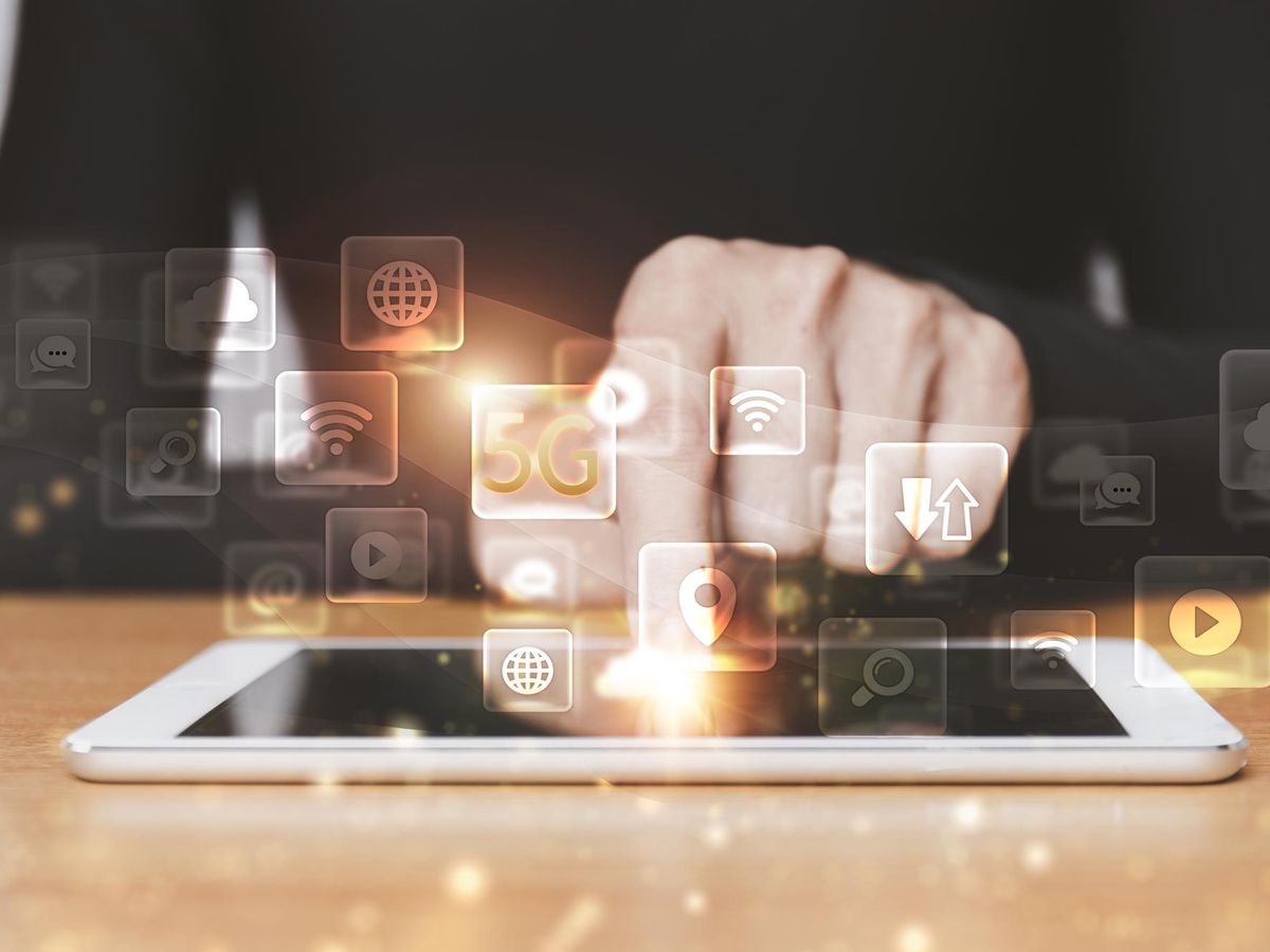 Jak nowoczesne platformy multimedialne zmieniają sposób konsumowania rozrywki online